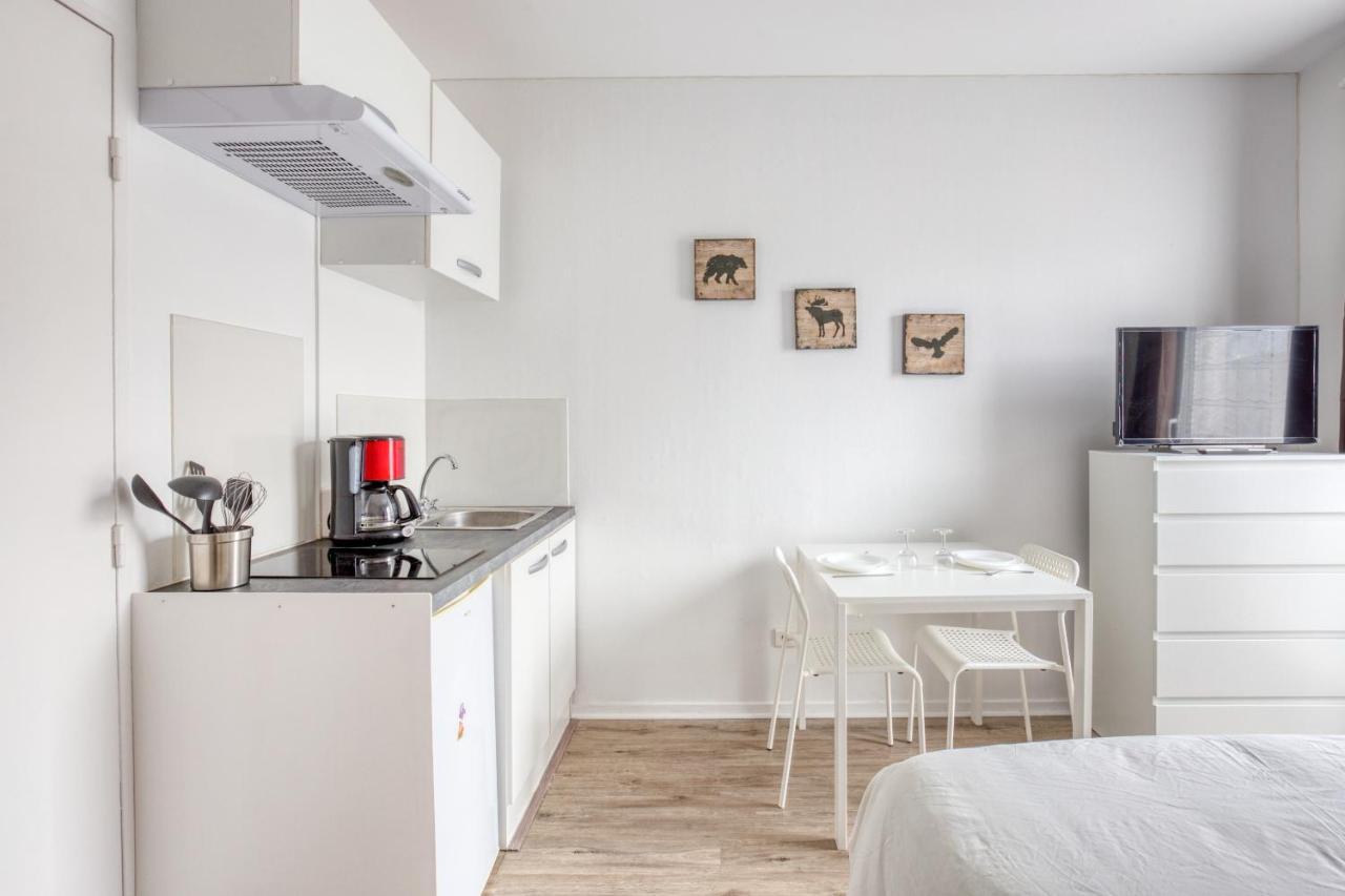 Le Petit Magny Appartement Buitenkant foto