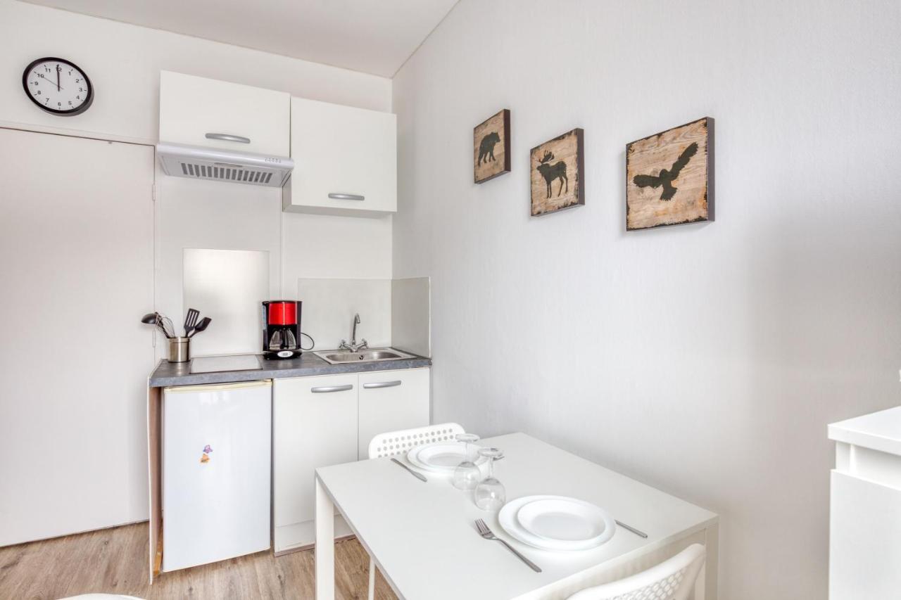 Le Petit Magny Appartement Buitenkant foto